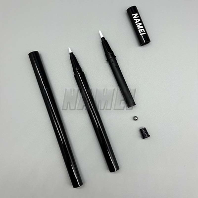 कस्टम मेड प्लास्टिक Eyeliner पैकेजिंग खाली Eyeliner बोतल निजी लोगो खाली Eyeliner पेंसिल