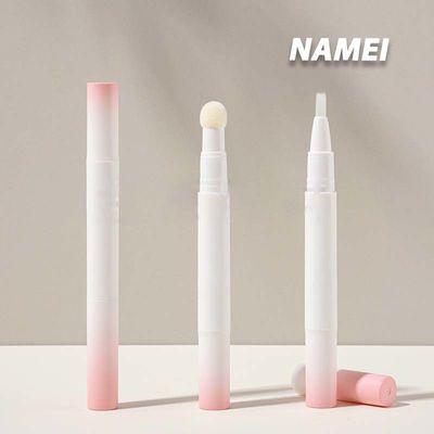 अच्छी कीमत Smudge Proof Plastic Pencil Lipstick Packaging With Applicator ऑनलाइन